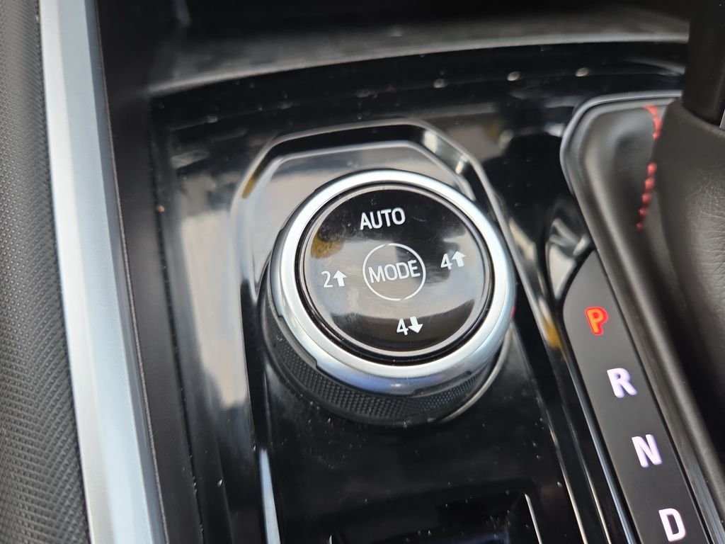 Used 2024 White Chevrolet Z71 image 22