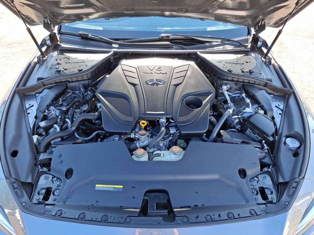 Used 2023 Gray INFINITI LUXE image 18