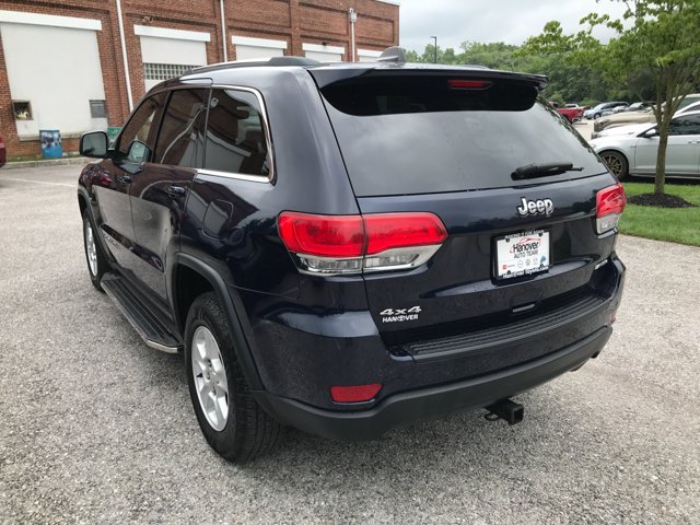 Used 2017 True Blue Pearlcoat Jeep Laredo image 5