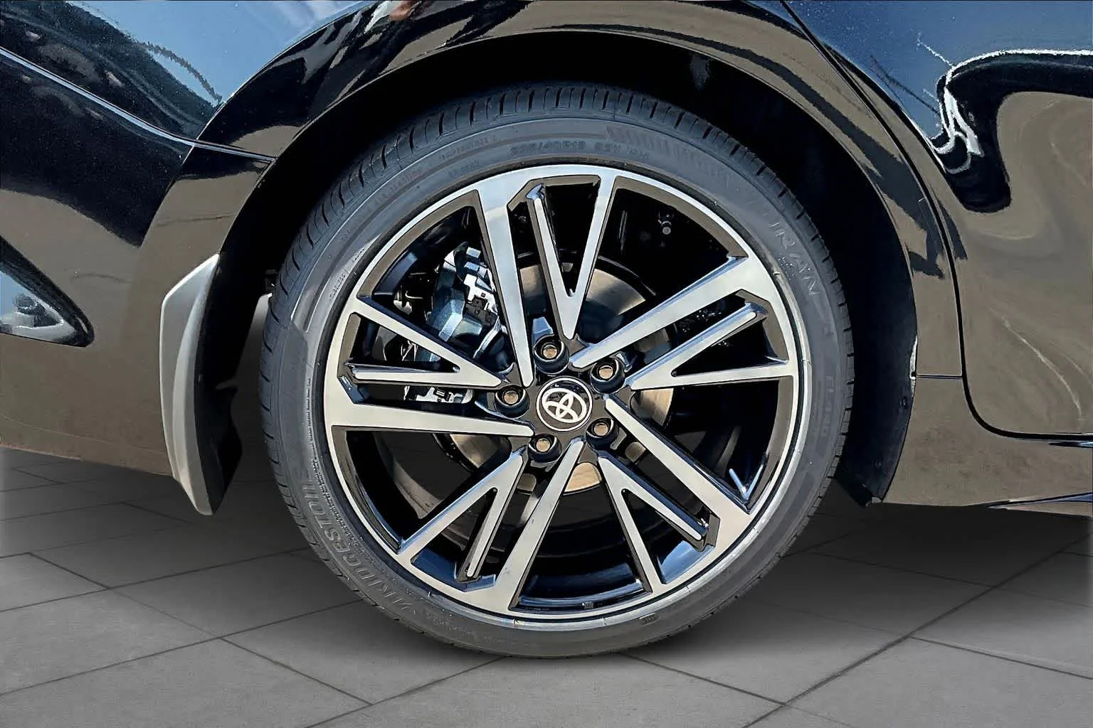 2026 Toyota Camry XSE - Photo 11