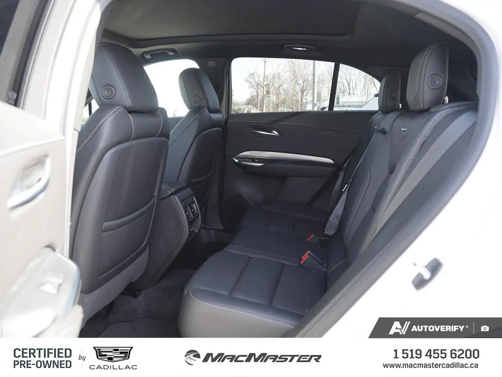 Certified Used 2024  Cadillac Premium Luxury image 27