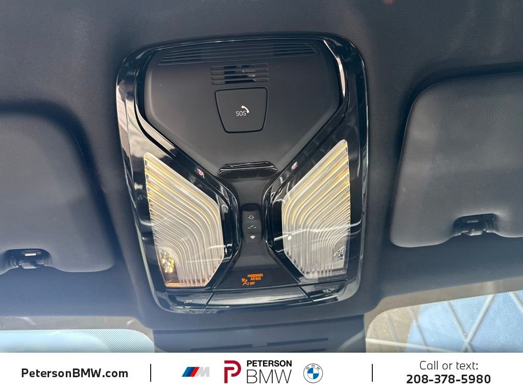 Used 2024 Alpine White BMW M60i image 36