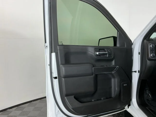 Used 2020 White GMC AT4 image 15