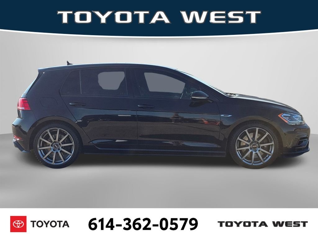 Used 2018  Volkswagen DCC & Navigation 4Motion image 4