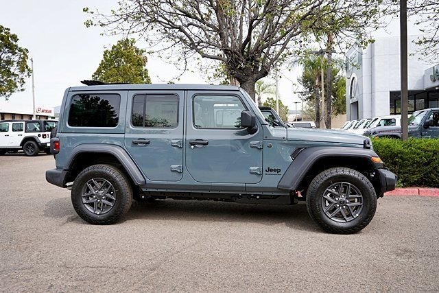 New 2026 Anvil Clear-Coat Exterior Paint Jeep Sport S image 7