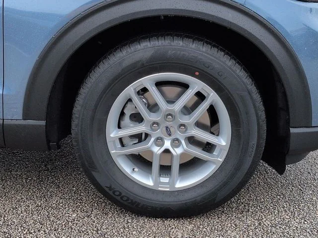New 2027 Blue Ford 4DR RWD ACTIVE image 11