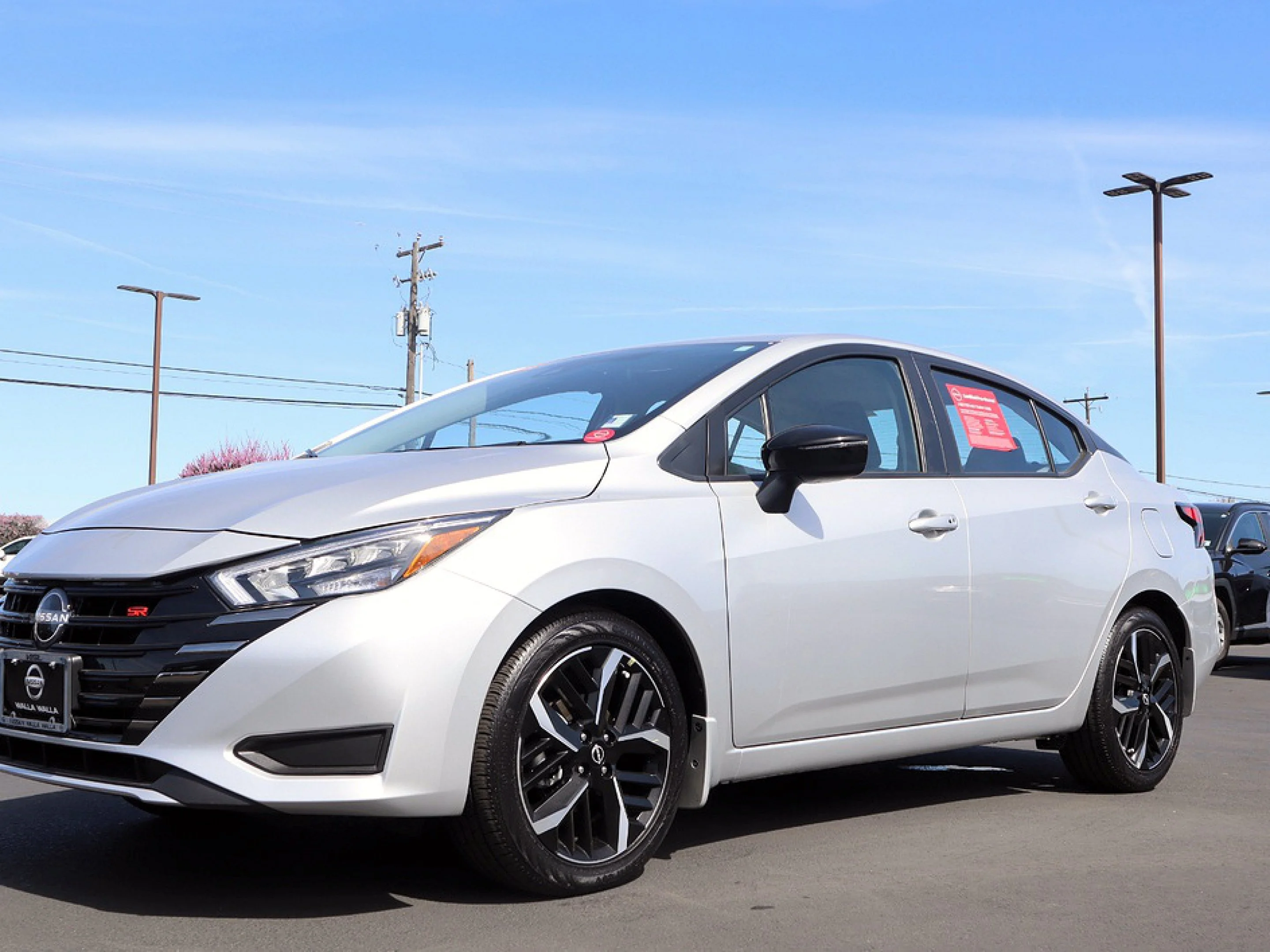 2025 Nissan Versa Sedan SR - Photo 30