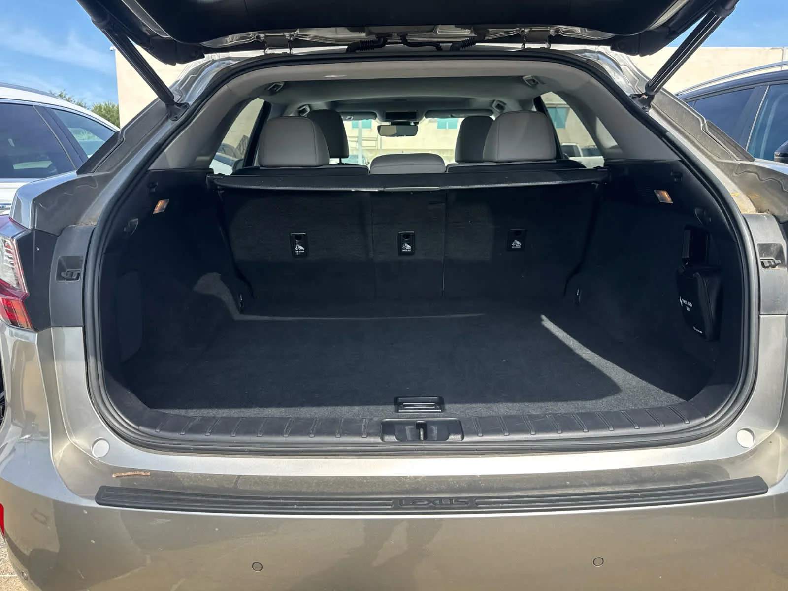 Certified Used 2019 Atomic Silver Lexus  image 7