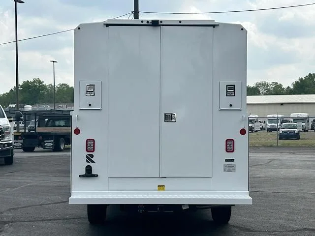 2024 Ford Transit Cutaway Base - Photo 8