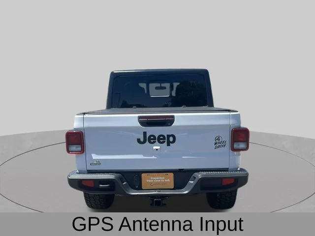 Used 2021 White Jeep Willys image 7