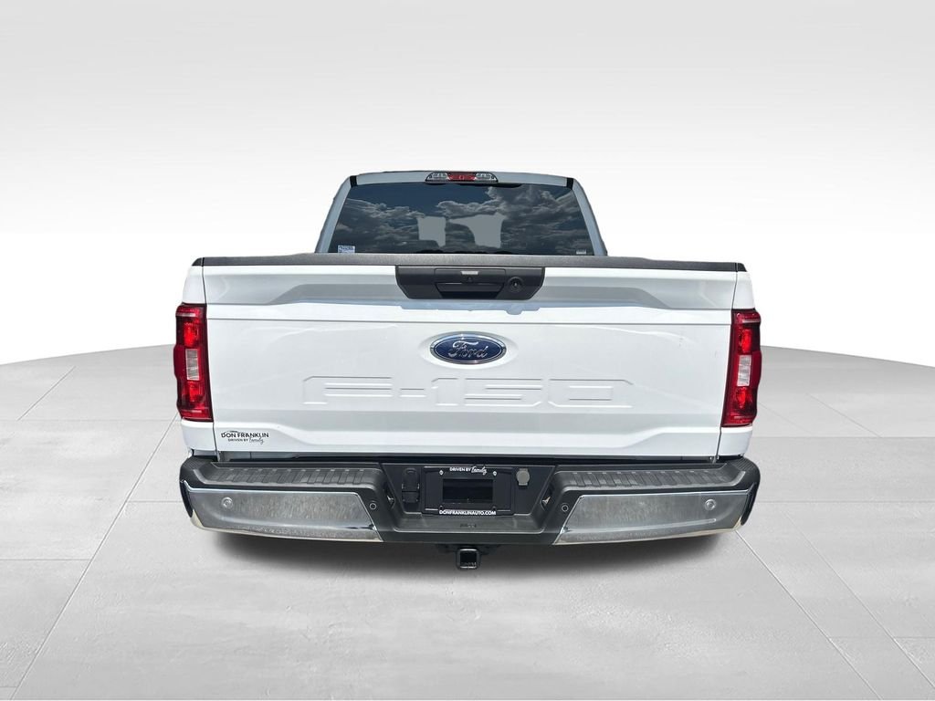 Used 2023 White Ford XLT image 4