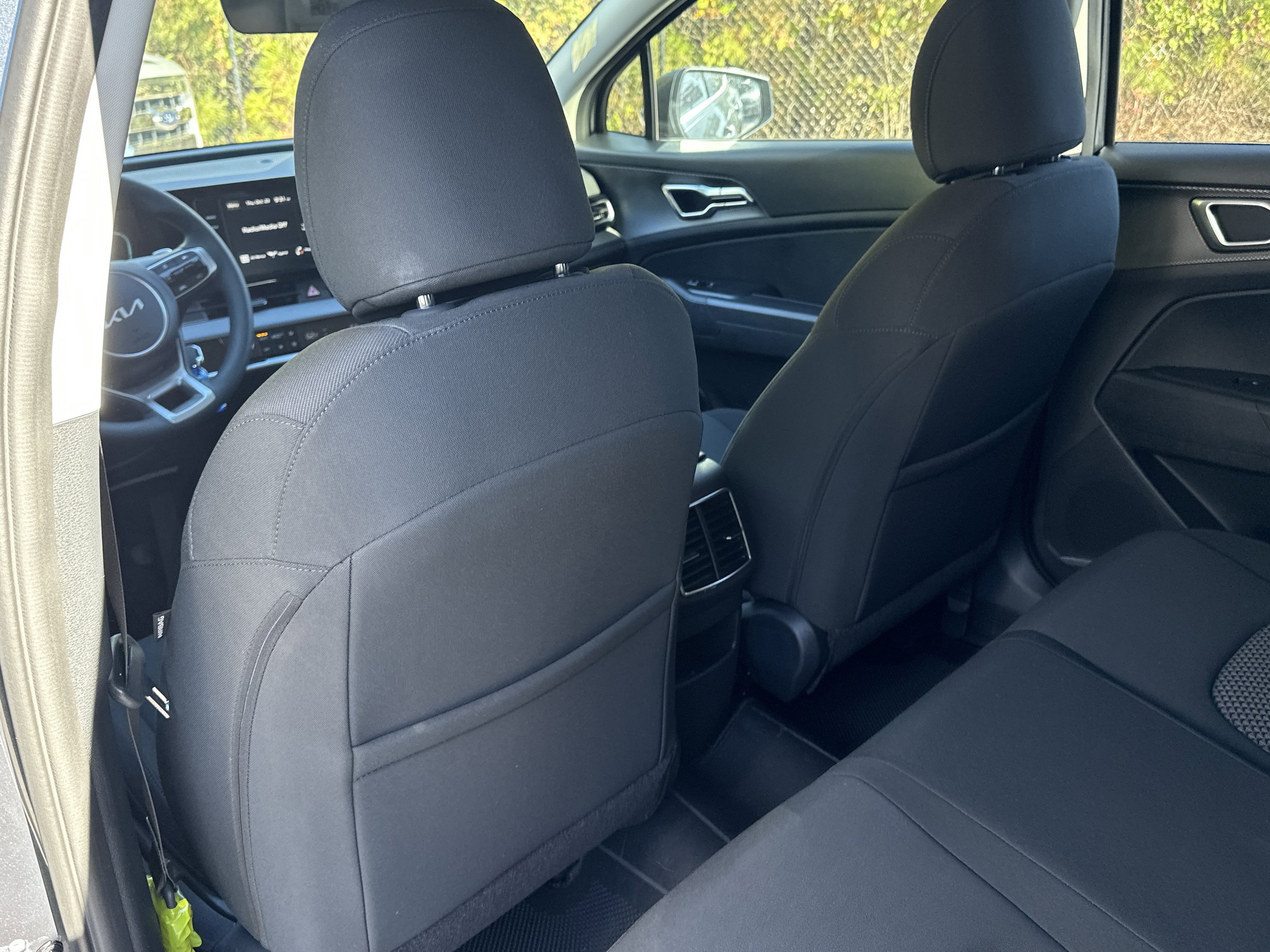 2025 Kia Sportage LX Hybrid - Photo 19