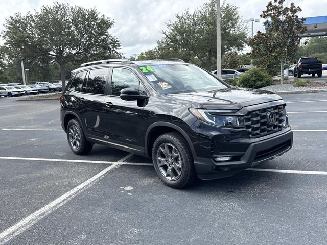 Used 2024  Honda TrailSport image 2