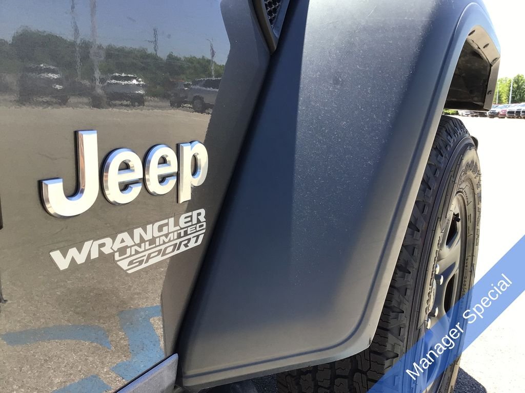 Used 2019 Gray Jeep Unlimited Sport image 16