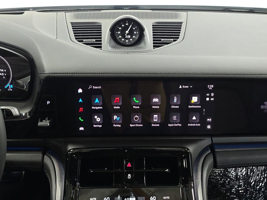 2025 Porsche Panamera Base - Photo 16