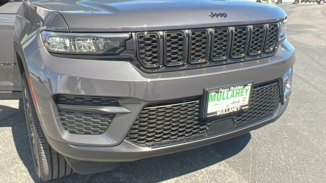 2025 Jeep Grand Cherokee Altitude - Photo 10
