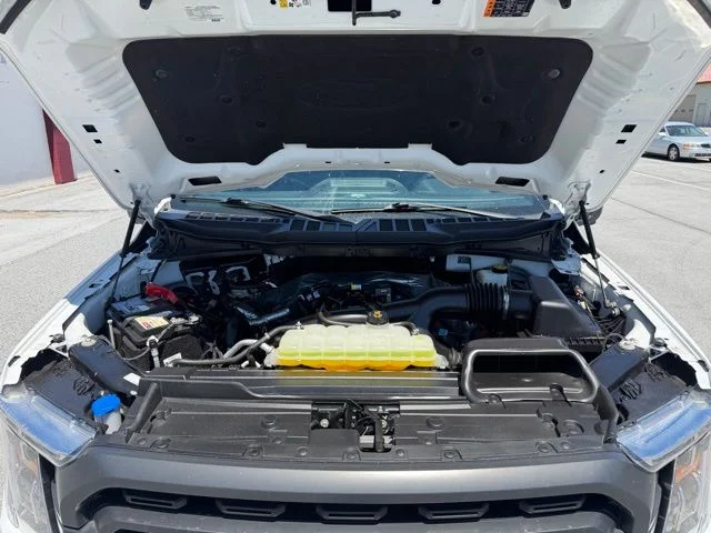 Certified Used 2023 Oxford White Ford XLT image 22