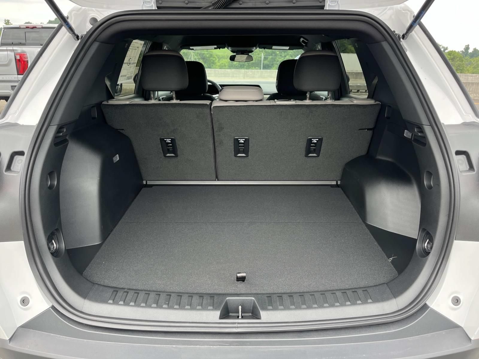 2027 GMC Terrain Elevation - Photo 18
