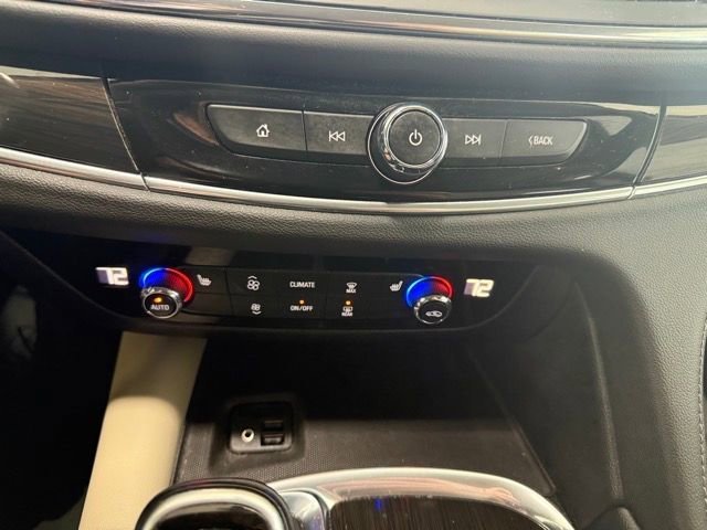 2020 Buick Enclave Essence - Photo 24
