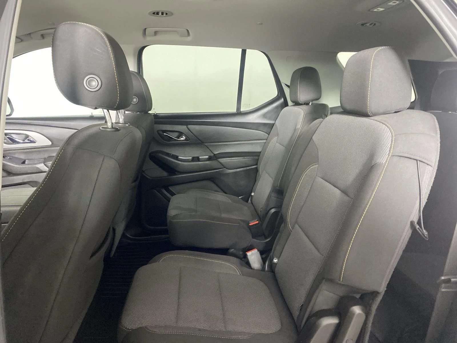 Used 2021 MOSAIC BLACK METALLIC Chevrolet LT Cloth image 22