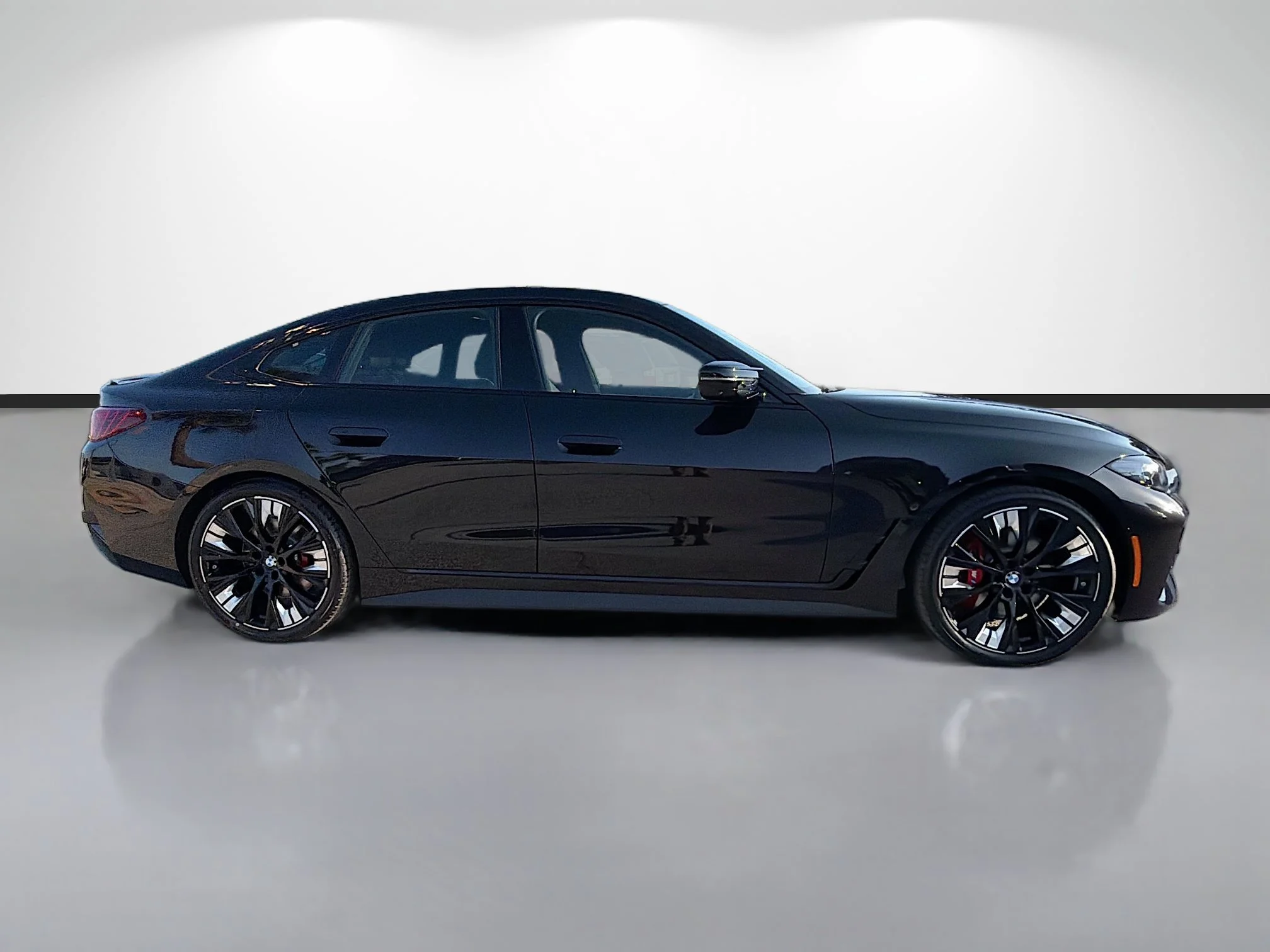 New 2026 Black Sapphire Metallic BMW M440i image 2