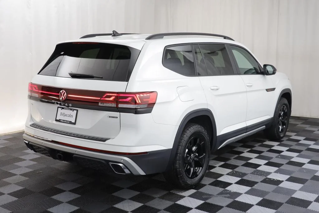 New 2026 Opal White Volkswagen 2.0T Peak Edition image 19