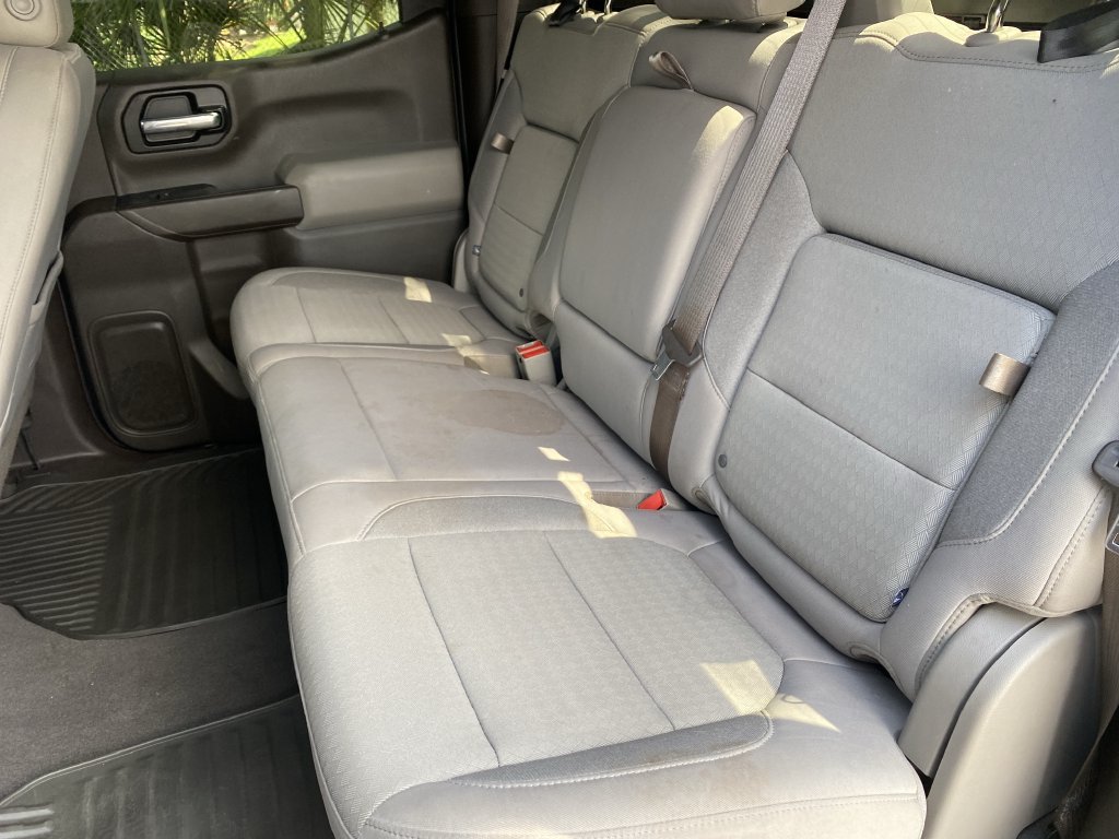 Used 2020 Shadow Gray Metallic Chevrolet LT image 27