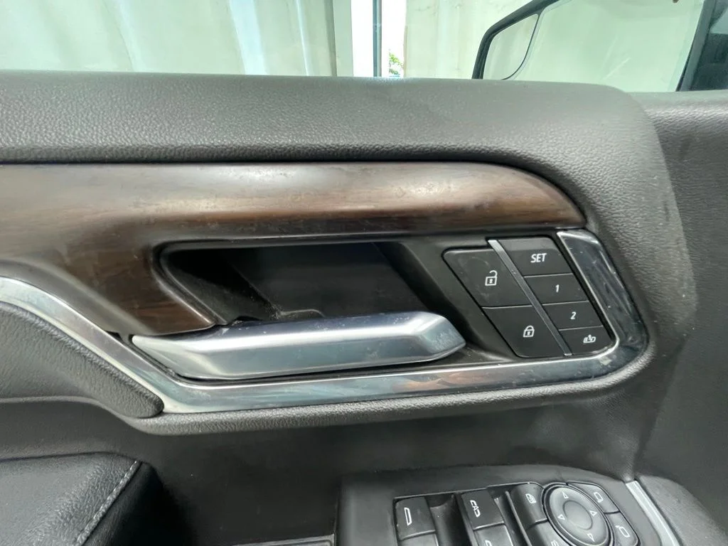 Used 2023 Silver GMC SLT image 15