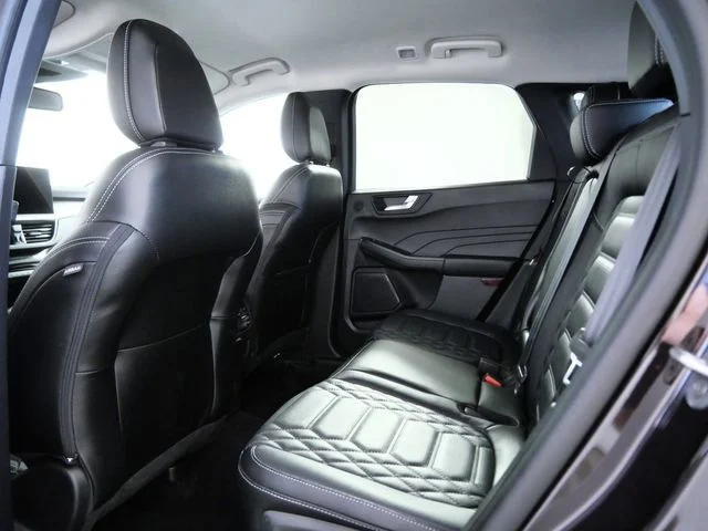 Used 2023 Red Ford Platinum image 13
