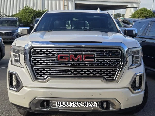 Used 2020 White GMC Denali image 10