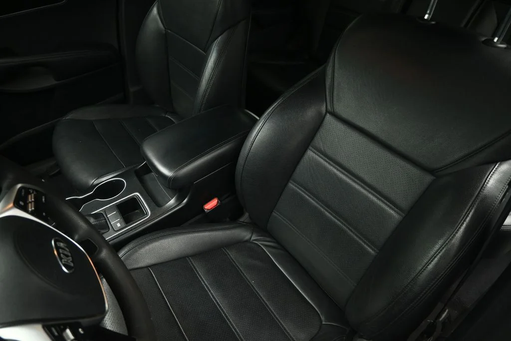 Used 2020 White Kia LX image 50