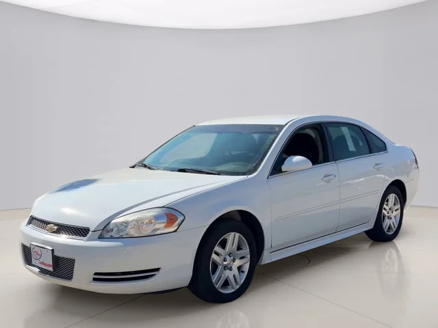 Pre-Owned 2016 Chevrolet Impala LT FLEET