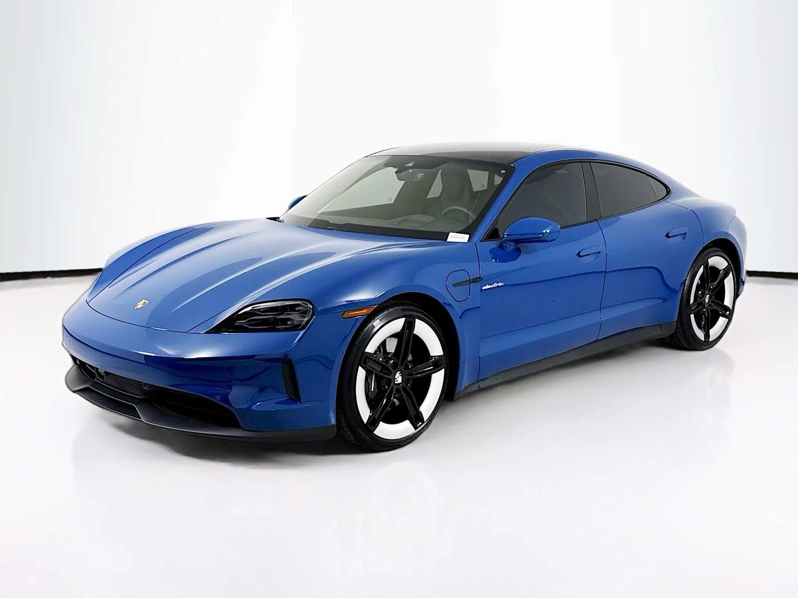 2026 Porsche Taycan 