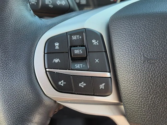 Used 2023 White Ford Limited image 26