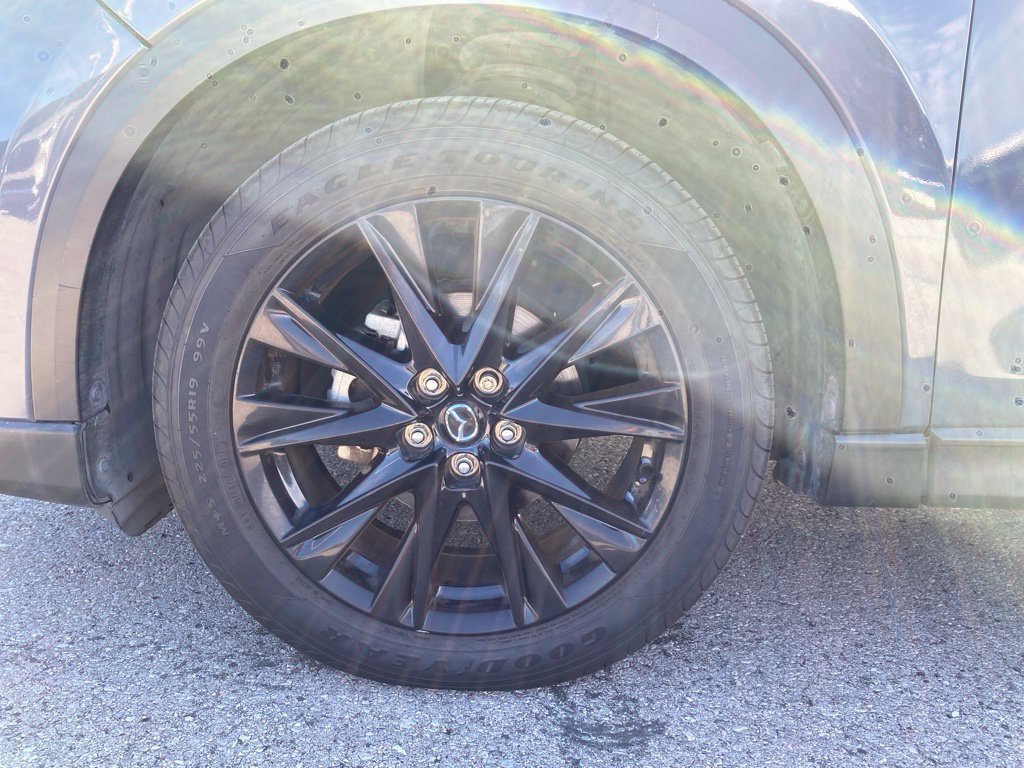 Used 2022 Gray Mazda 2.5 S Carbon Edition image 9