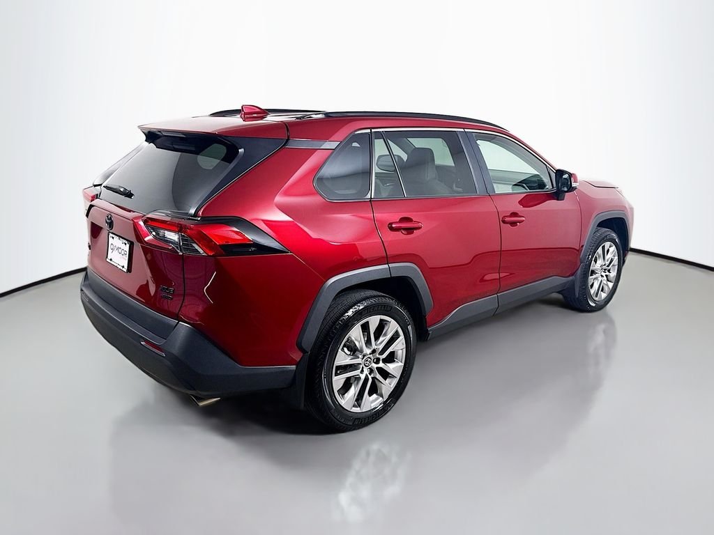 Used 2024 Ruby Flare Pearl Toyota XLE Premium image 7