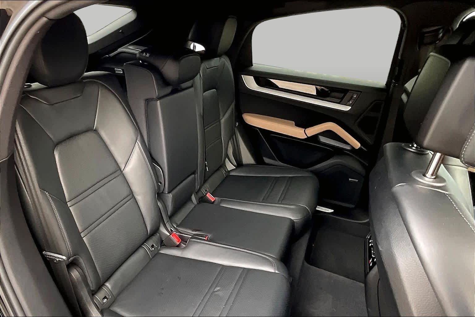 Used 2024 Black Porsche  image 18