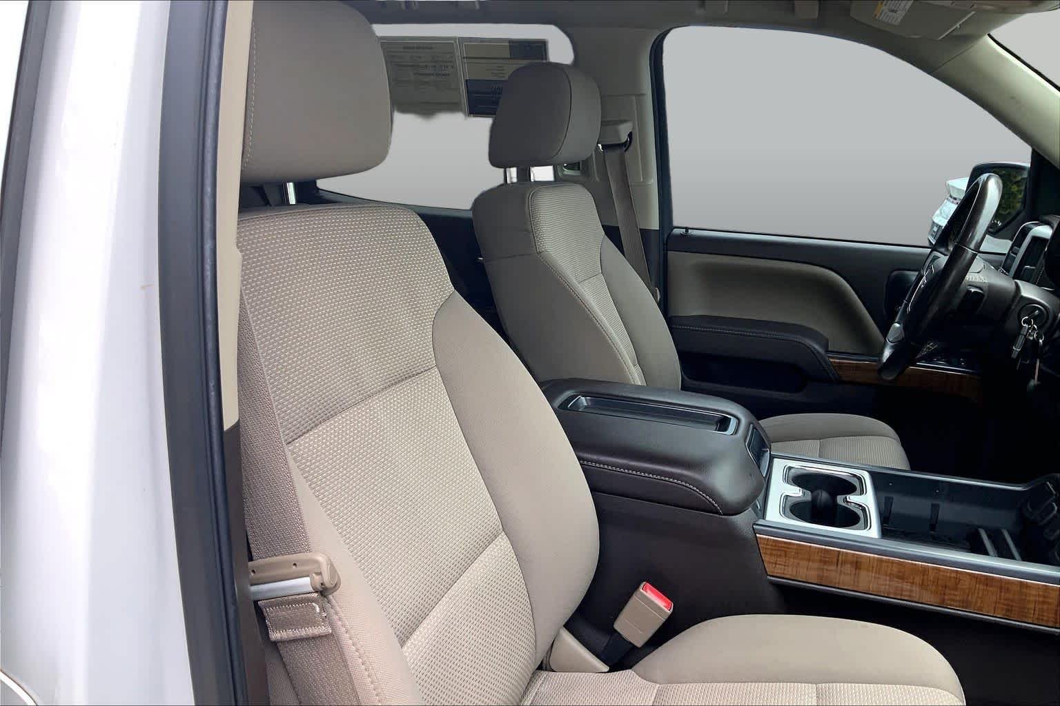 Used 2015 Summit White GMC SLE image 9