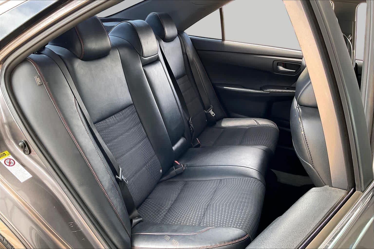 Used 2015 Predawn Gray Mica Toyota SE image 16