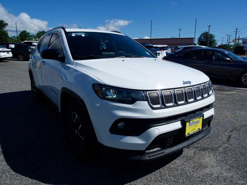 2022 Jeep Compass Latitude - Photo 3