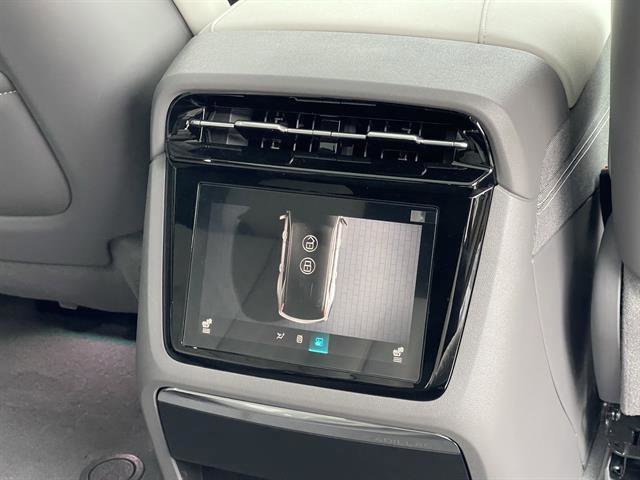 2026 Cadillac Escalade IQ Luxury - Photo 18