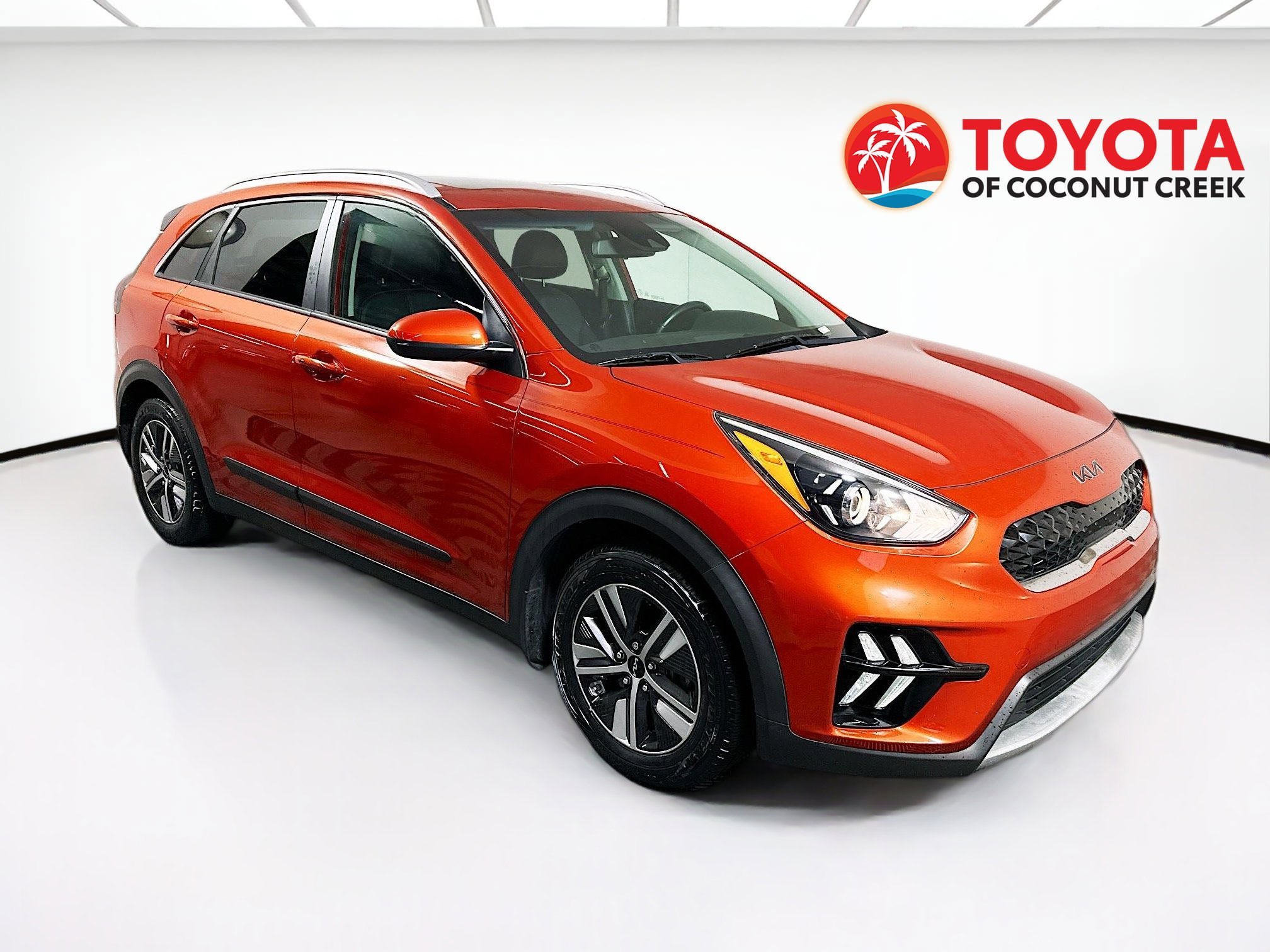 2022 Kia Niro LXS SE's photo