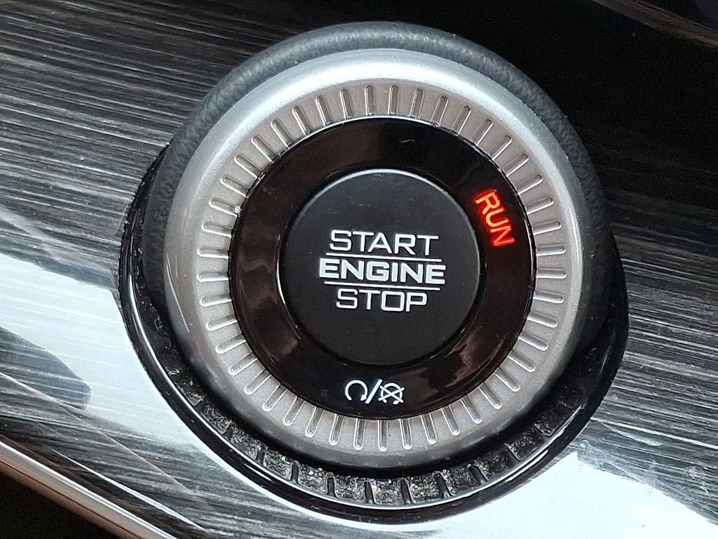 2022 Jeep Wagoneer Series III - Photo 26