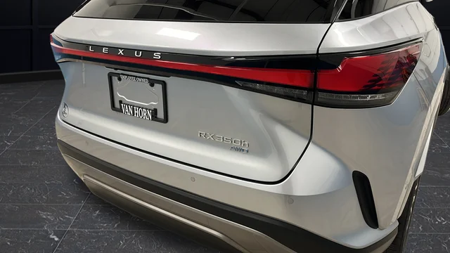 Used 2024 Iridium Lexus 350h Premium Plus image 37