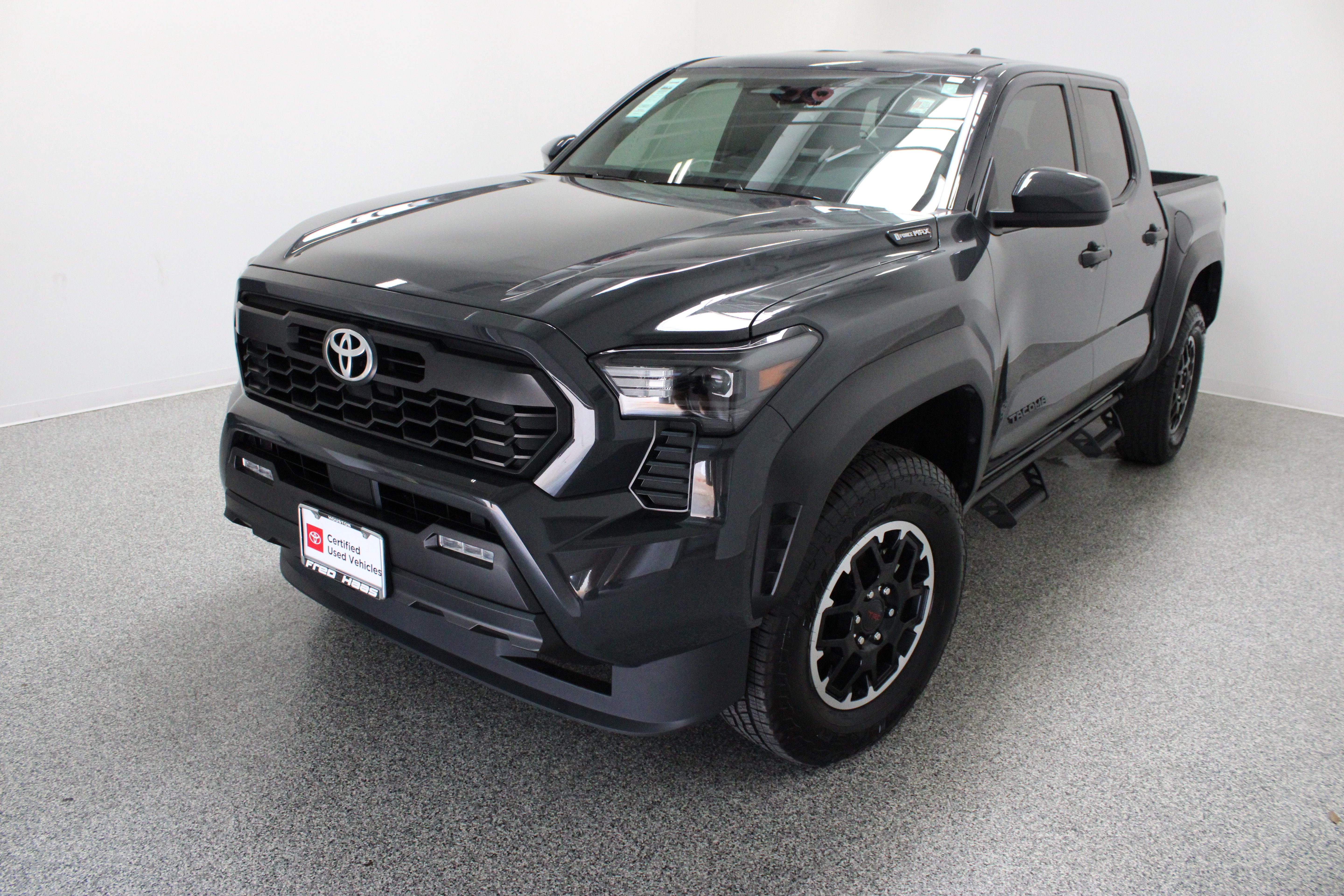 Used 2025 Underground Toyota TRD Off Road Hybrid 2.4T image 2