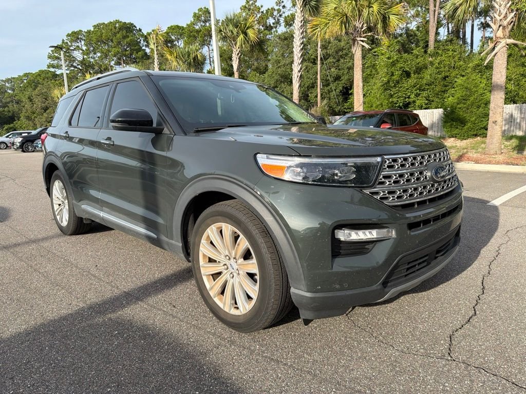 Used 2024 Green Ford Limited image 1