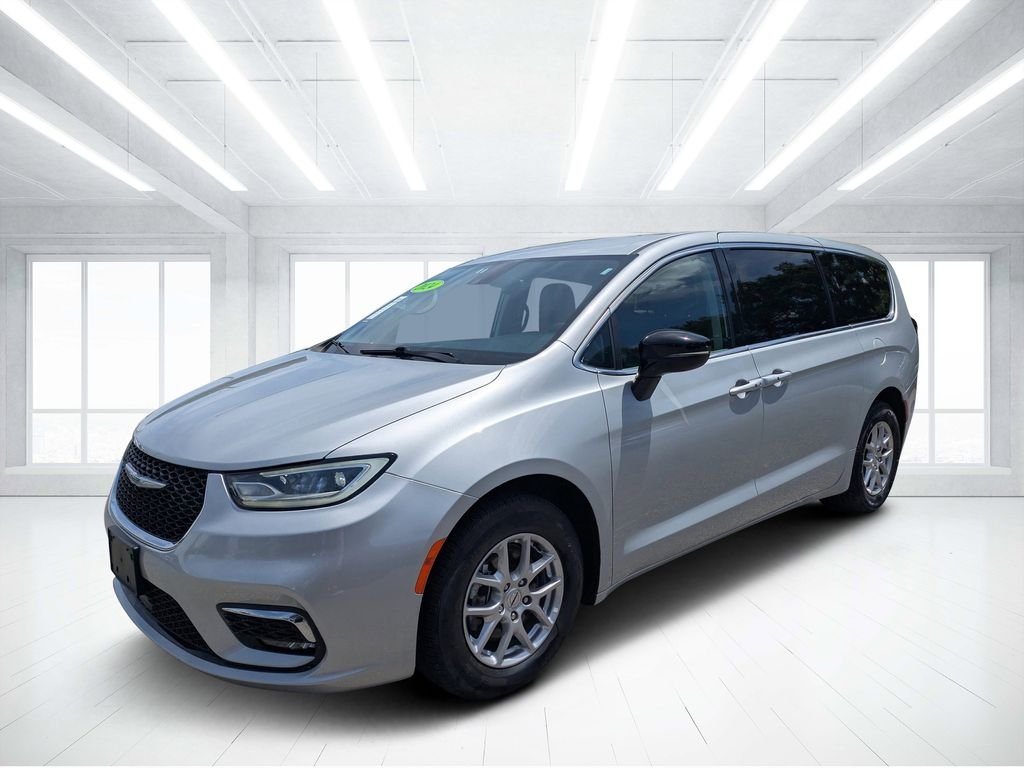 2024 Chrysler Pacifica Touring L - Photo 7