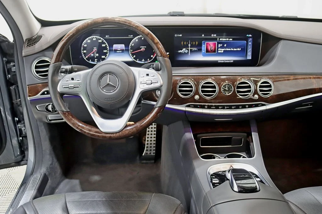 Used 2019 Gray Mercedes-Benz S 560 image 15