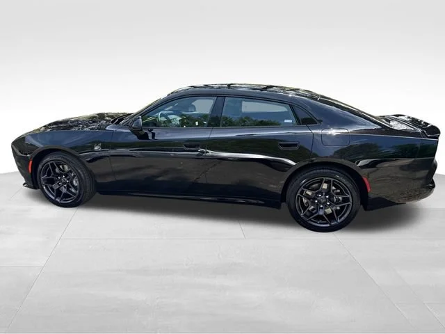 New 2026 Diamond Black Crystal Pearlcoat Dodge Scat Pack image 5