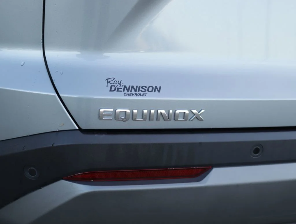 2025 Chevrolet Equinox LT - Photo 32